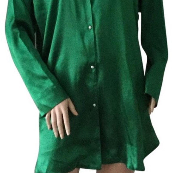 - Victoria Secret silk like nighty - Picture 2 of 12